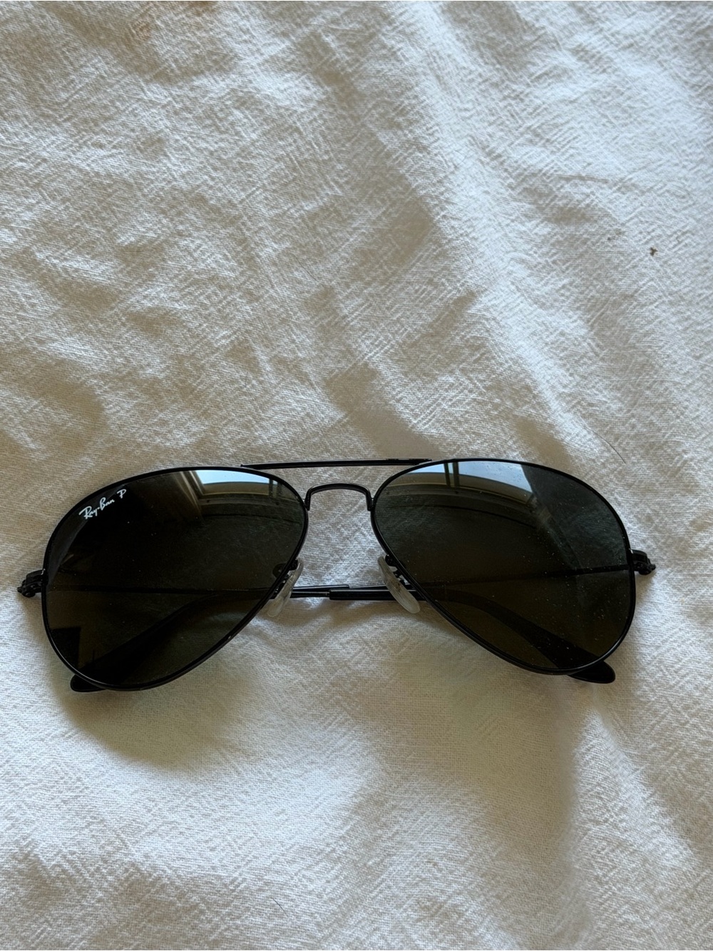 Ray-Ban Black Aviator Sunglasses with Dark Lenses - Large